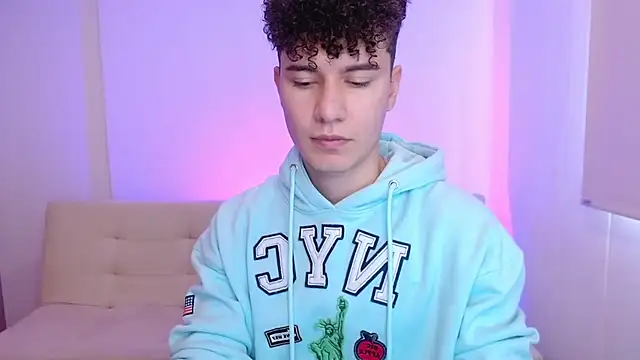 adrian morelly online show from March 22, 7:30 pm