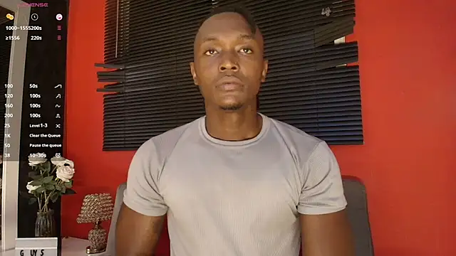 DannSmmith online show from October 17, 5:22 am