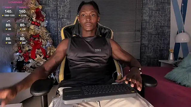 DannSmmith online show from December 16, 4:45 am