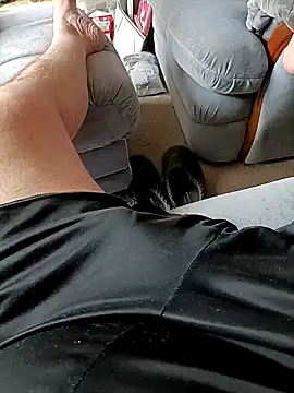 loveeatingcunts online show from December 20, 1:00 pm