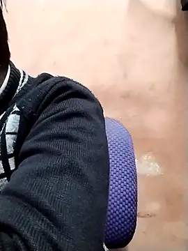 IndianPornStarRavee online show from January 6, 9:02 am