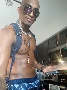 AndreMillz69 online show from September 26, 11:46 pm