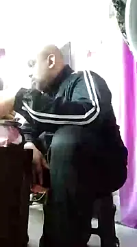 Dick 6inches online show from February 14, 7:59 am