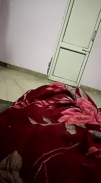 Snapshot of Sanny212 chatting on December 12, 1:39 pm Sanny212 online show from December 12, 1:39 pm