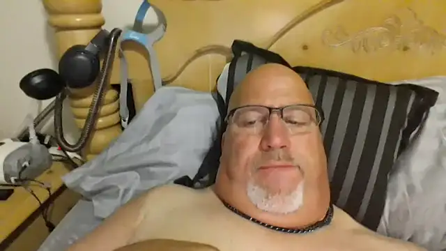 Bigbear0563 online show from September 21, 5:40 am