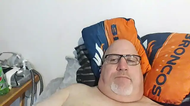 Bigbear0563 online show from March 14, 7:12 pm