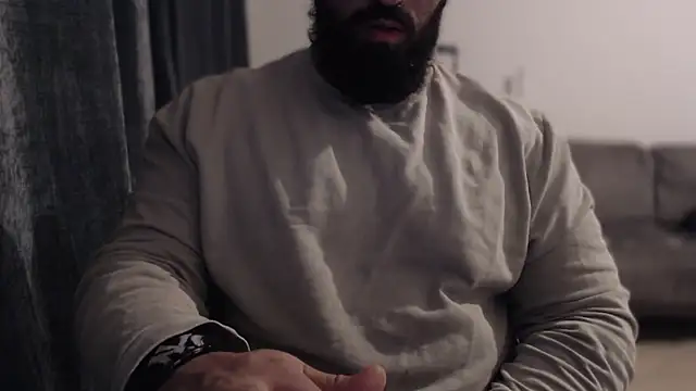 hugemachohandsome online show from October 25, 8:32 pm