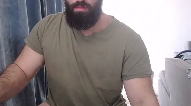 hugemachohandsome online show from March 11, 8:20 am