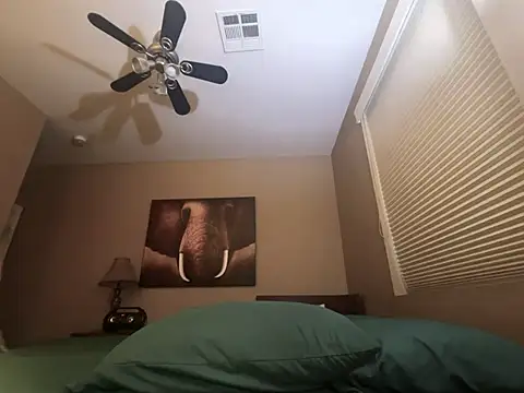 Bwcjoshbanks online show from November 23, 3:12 pm