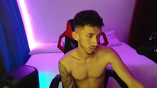 stevenSEX123 online show from December 29, 11:08 pm