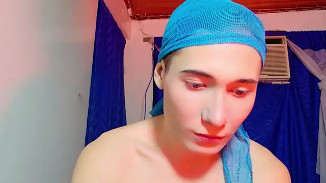 the littleangel1 online show from February 18, 10:07 pm