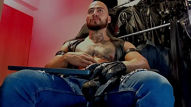 billyMayer  online show from December 20, 11:10 am