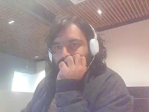 JohnBond009 online show from March 20, 8:56 pm