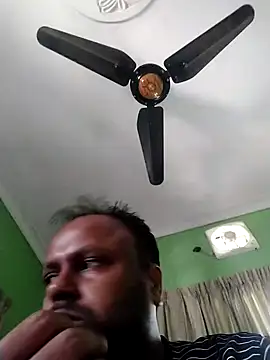 Snapshot of Niladri1410 chatting on December 24, 4:55 am Niladri1410 online show from December 24, 4:55 am