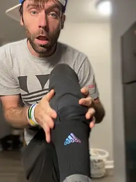 4kUsh2Fashion0 online show from September 17, 9:16 pm