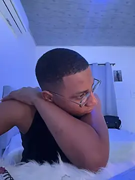 Arwens bell08 online show from March 5, 11:06 pm