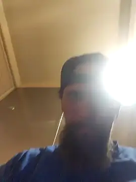 Crackkers online show from December 31, 12:00 am