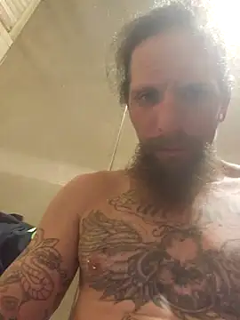 Crackkers online show from December 11, 9:33 pm