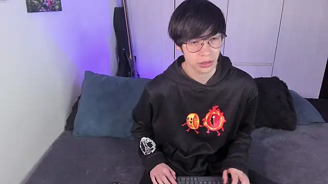 Aventure Twinks online show from January 27, 3:18 pm