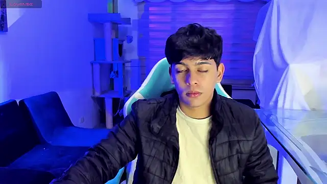 Franco Rizzo  online show from October 4, 2:27 am