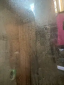 RoodoggXL online show from January 18, 5:37 pm