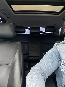 Snapshot of marianmin chatting on October 4, 3:28 pm marianmin online show from October 4, 3:28 pm