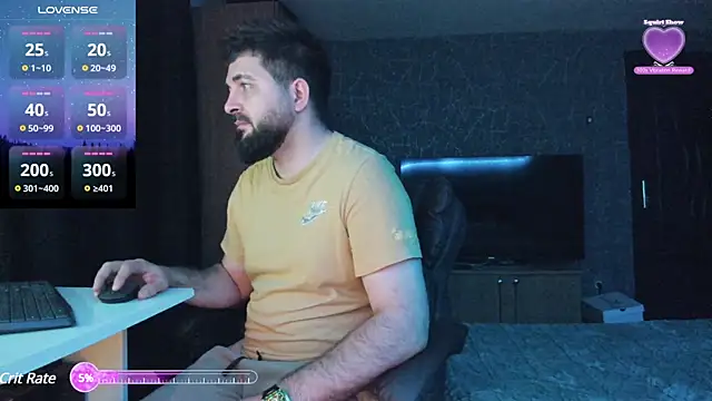 Snapshot of Eduu2322 chatting on December 21, 10:30 pm Eduu2322 online show from December 21, 10:30 pm