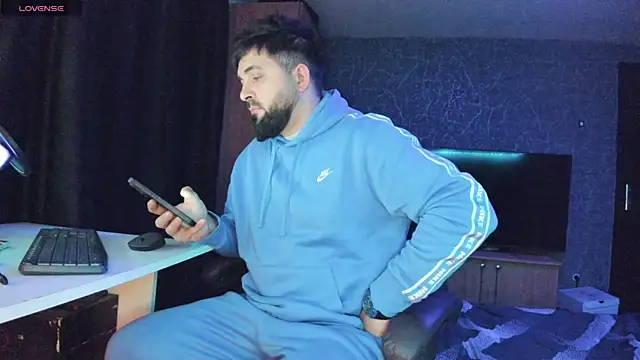 Snapshot of Eduu2322 chatting on January 26, 10:02 pm Eduu2322 online show from January 26, 10:02 pm