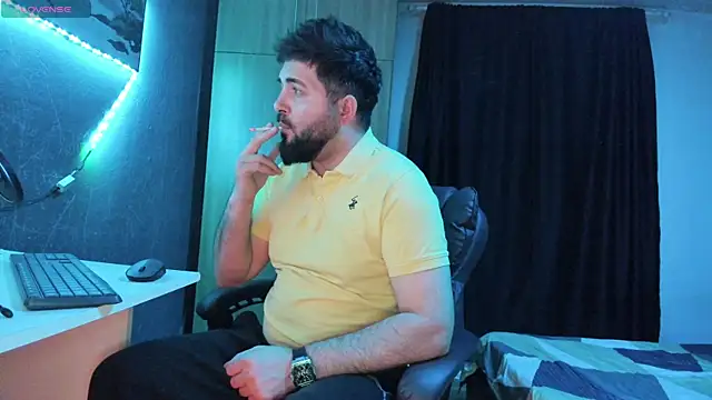 Snapshot of Eduu2322 chatting on February 5, 10:12 pm Eduu2322 online show from February 5, 10:12 pm