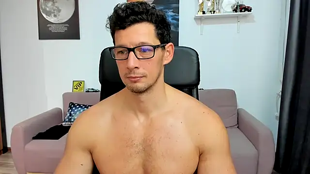 BrutusK08 online show from November 20, 9:30 am