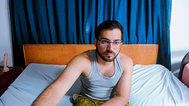  Araboys  online show from December 3, 2:50 am