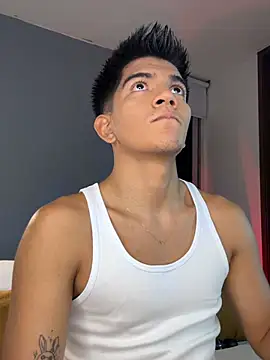 santiago 01 online show from January 17, 12:35 am