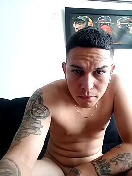 mateo 20 online show from February 25, 7:15 pm