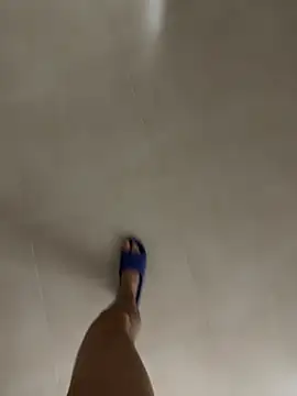 SkinniBoi online show from July 4, 1:14 pm