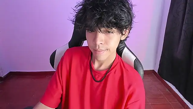 Alan26  online show from February 18, 2:16 am