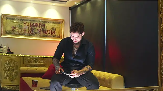 dantecoppolaa  online show from May 31, 10:54 pm