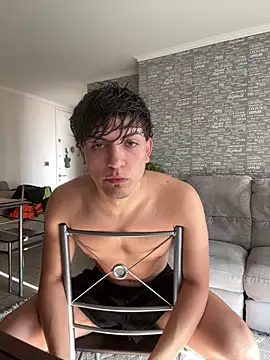 valdo0190 online show from February 2, 9:56 pm