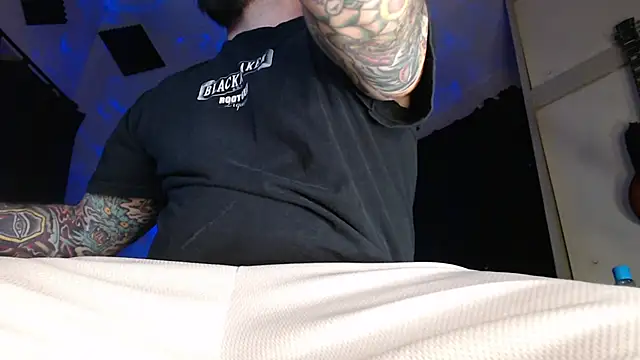 Snapshot of zedizded77 chatting on December 31, 4:06 am zedizded77 online show from December 31, 4:06 am