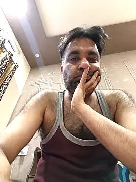 lund lol online show from April 5, 8:00 am