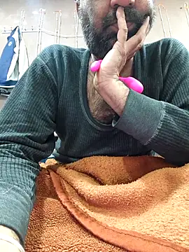 lund lol online show from February 3, 7:46 am