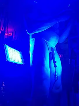 luvs2cumm69 online show from February 7, 9:05 am