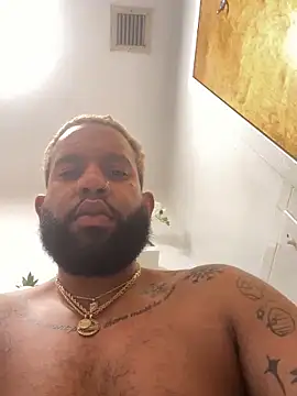 MilkyMontana online show from November 20, 2:22 am