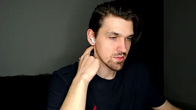 boy next door 1 online show from November 21, 9:03 pm