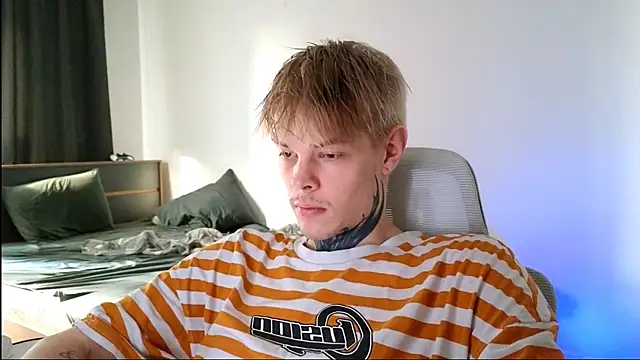 DENIS HERE online show from May 16, 2:37 pm