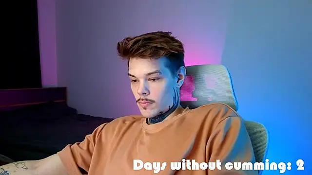 DENIS HERE online show from March 19, 4:10 pm