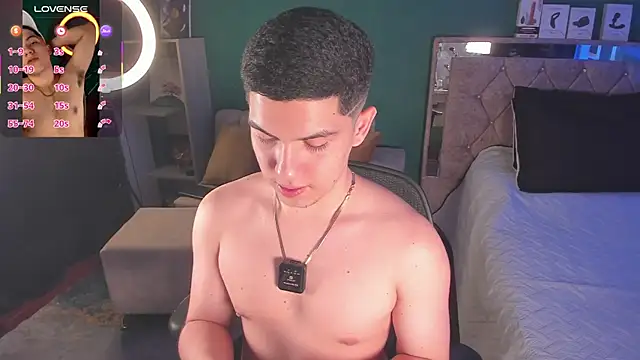 Brat  online show from September 26, 2:26 pm