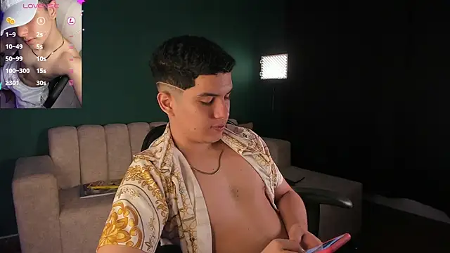 Brat  online show from March 5, 12:00 pm