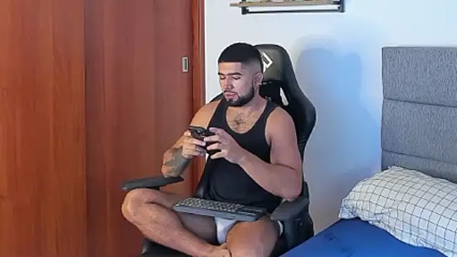 ethaanjones online show from November 23, 12:49 pm