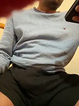 rhuh3991 online show from December 3, 8:39 pm