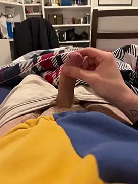 Snapshot of Diegodaddy01 chatting on December 10, 6:38 pm Diegodaddy01 online show from December 10, 6:38 pm